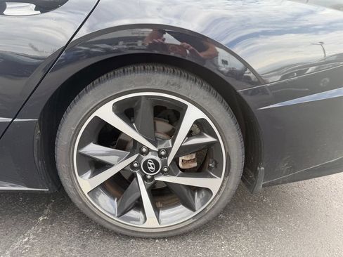 Used 2023 Hyundai Sonata SEL Plus w/ Preferred Accessory Package FWD image 6