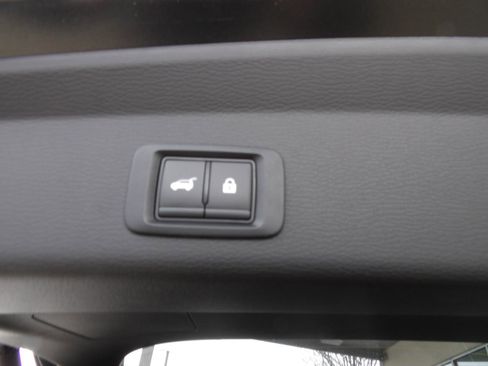 New 2026 Mitsubishi Outlander SEL image 11