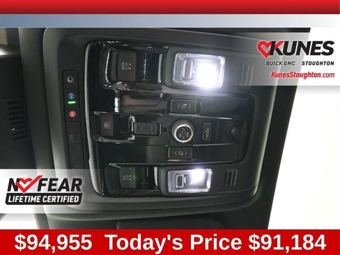 New 2026 GMC Yukon XL Denali w/ Sun & Power Step Package AWD/4WD image 25