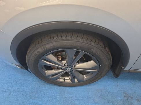 Used 2021 Nissan Murano SL w/ SL Moonroof Package AWD/4WD image 16
