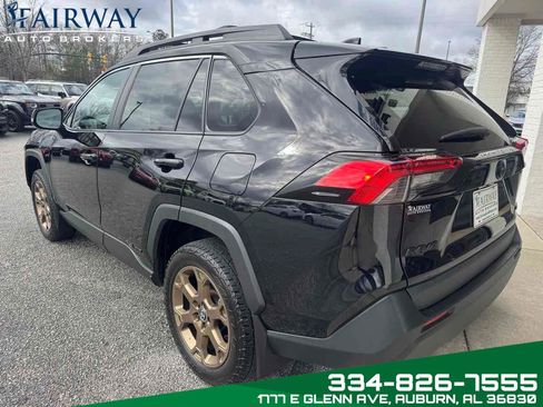 Used 2024 Toyota RAV4 AWD Hybrid image 8