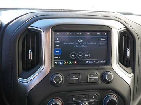 Used 2022 Chevrolet Silverado 2500 LTZ w/ LTZ Plus Package image 22