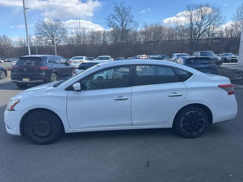 Used 2015 Nissan Sentra SV image 1