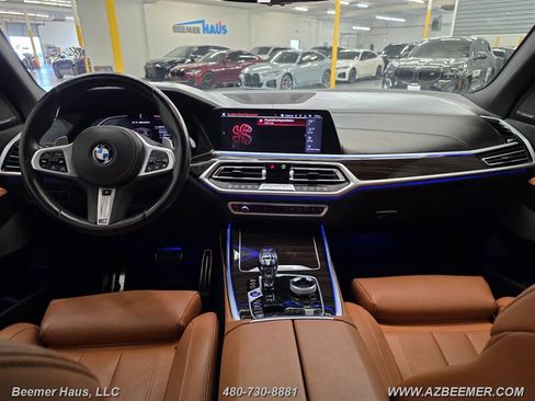 Used 2021 BMW X7 M50i AWD/4WD image 23