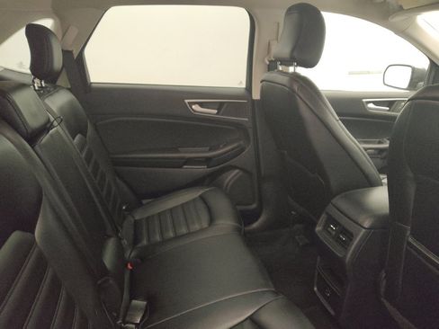Used 2021 Ford Edge ST-Line AWD/4WD image 19