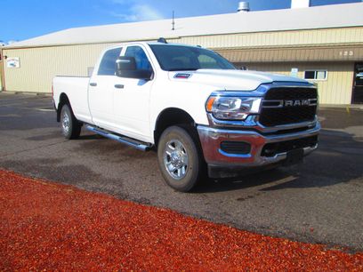 Used 2024 RAM 2500 Tradesman w/ Chrome Appearance Group