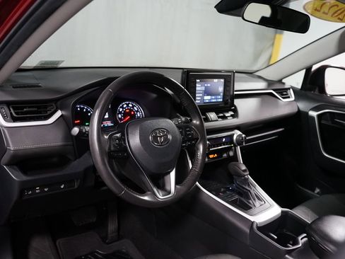 Certified 2022 Toyota RAV4 XLE w/ XLE Grade Weather Package FWD image 11