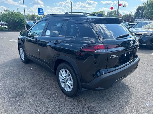 New 2026 Toyota Corolla Cross LE w/ Moonroof Package AWD/4WD image 5