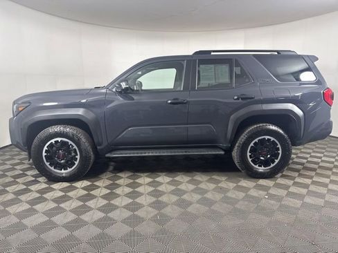 Used 2025 Toyota 4Runner TRD Off-Road image 7
