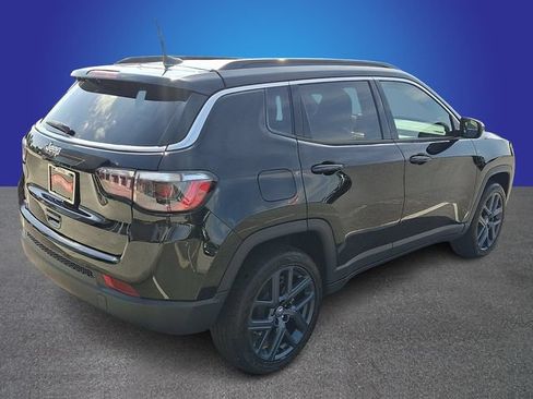 New 2026 Jeep Compass Latitude AWD/4WD image 3