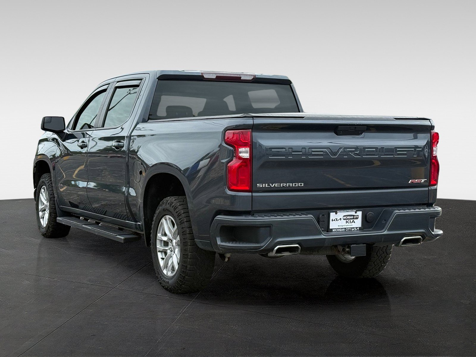 Used 2021 Chevrolet Silverado 1500 RST AWD/4WD image 7