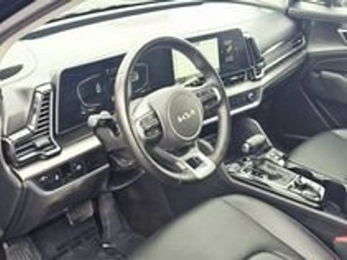 Used 2023 Kia Sportage EX AWD/4WD image 11