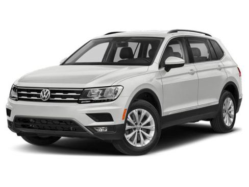 Used 2021 Volkswagen Tiguan SE FWD image 1