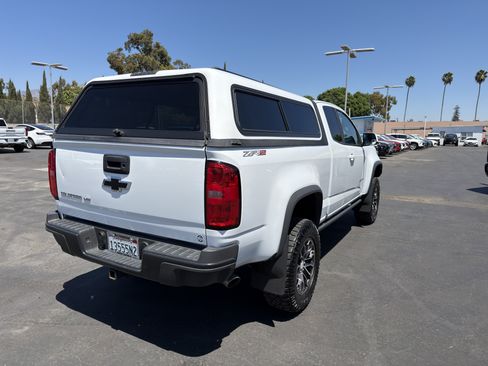 Used 2018 Chevrolet Colorado ZR2 AWD/4WD image 8