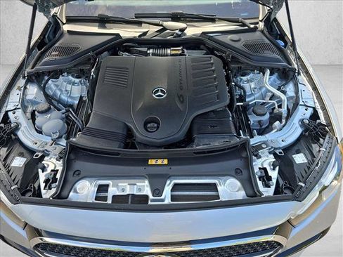 Used 2025 Mercedes-Benz E 450 4MATIC Sedan image 29