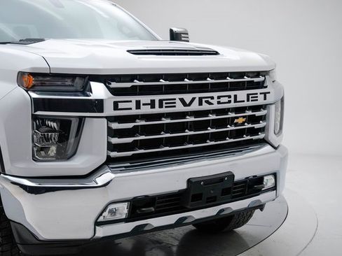 Used 2023 Chevrolet Silverado 2500 LTZ w/ LTZ Convenience Package image 12