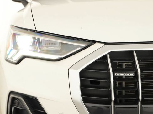 Certified 2023 Audi Q3 2.0T Premium Plus w/ Premium Plus Package AWD/4WD image 35