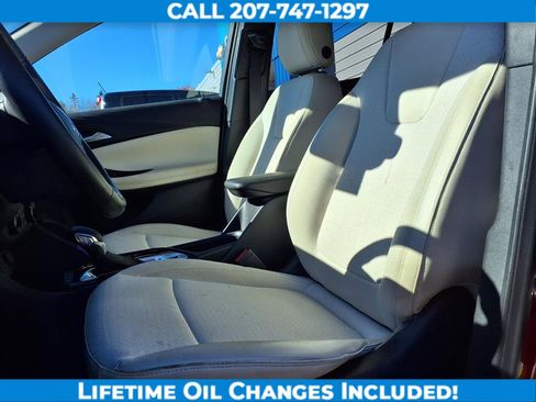 Used 2024 Buick Encore GX Preferred w/ Comfort Package image 18