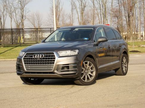 Used 2019 Audi Q7 3.0T Premium Plus w/ Premium Plus Package AWD/4WD image 3