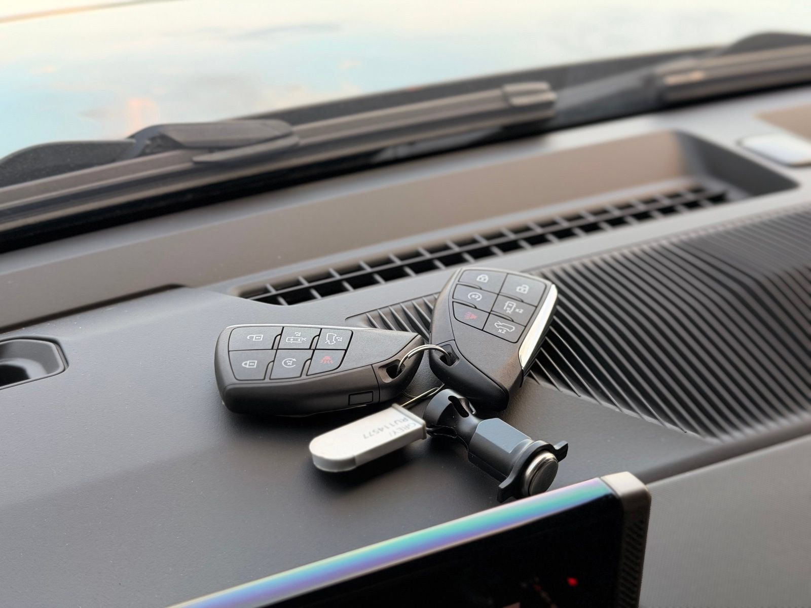 Used 2024 GMC Hummer EV 3X AWD/4WD image 64
