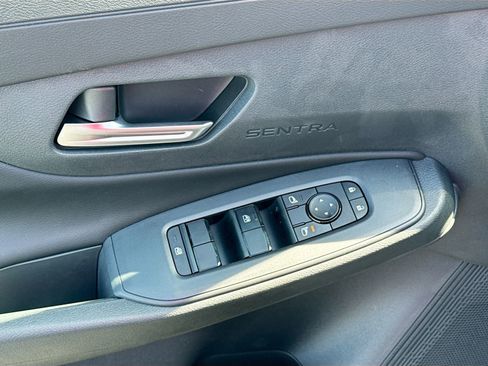 New 2026 Nissan Sentra SV FWD image 17