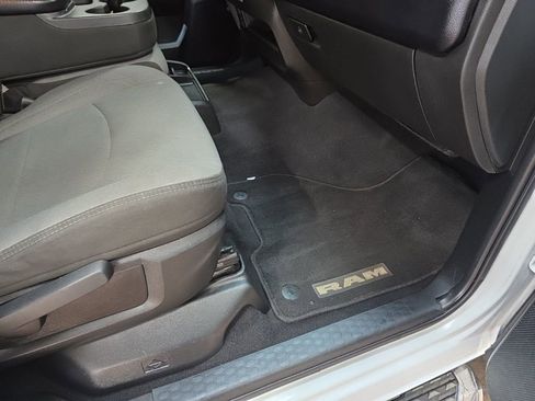 Used 2024 RAM 2500 Big Horn image 13