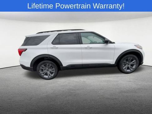 New 2026 Ford Explorer Active image 10
