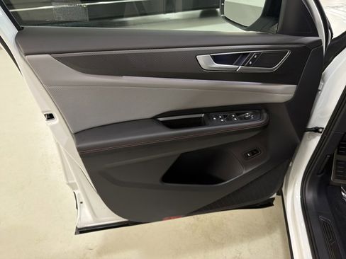 New 2026 Volkswagen Atlas Peak Edition AWD/4WD image 18