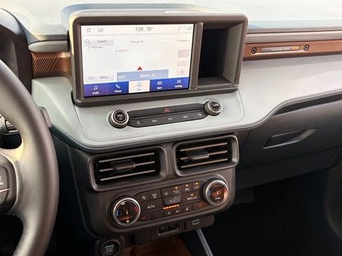 Used 2024 Ford Maverick Lariat w/ FX4 Off-Road Package AWD/4WD image 16