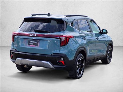 Used 2024 Kia Seltos EX FWD image 5