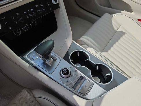 New 2026 Genesis G70 2.5T Prestige image 13