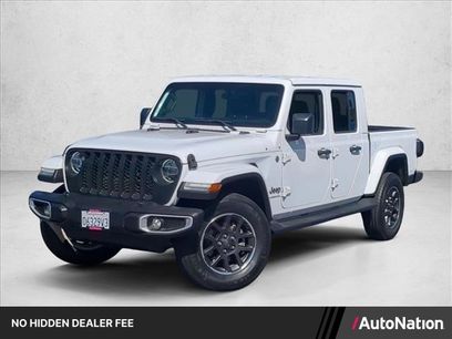 Used 2022 Jeep Gladiator Overland w/ Popular Equipment Package