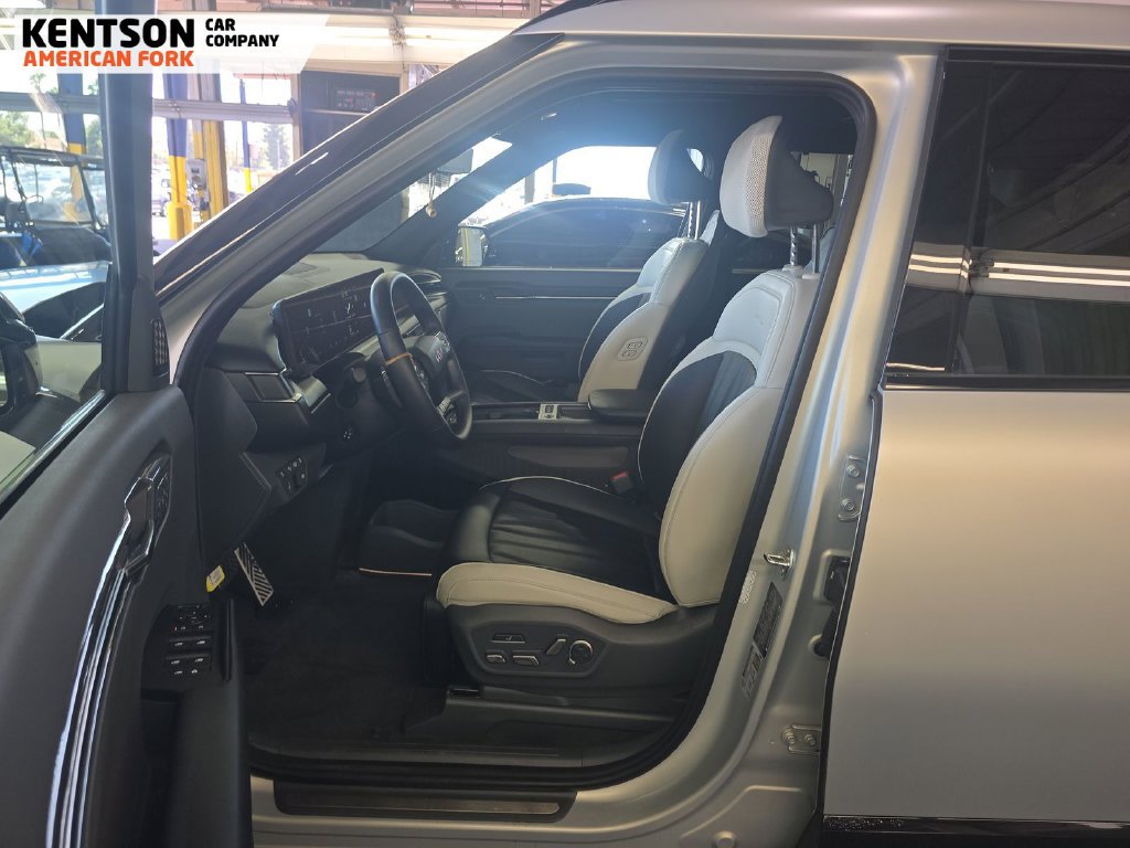 Used 2024 Kia EV9 GT-Line AWD/4WD image 4