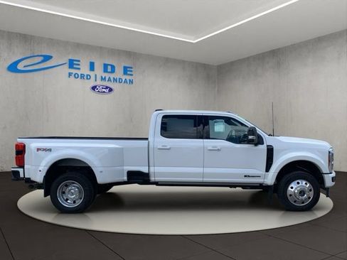 Used 2026 Ford F450 Platinum w/ FX4 Off-Road Package AWD/4WD image 15