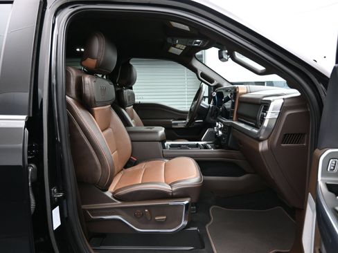 Used 2025 Ford F250 King Ranch AWD/4WD image 13