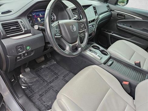 Used 2023 Honda Passport EX-L image 10