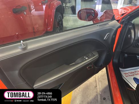 Used 2023 Dodge Challenger SRT Hellcat RWD image 7