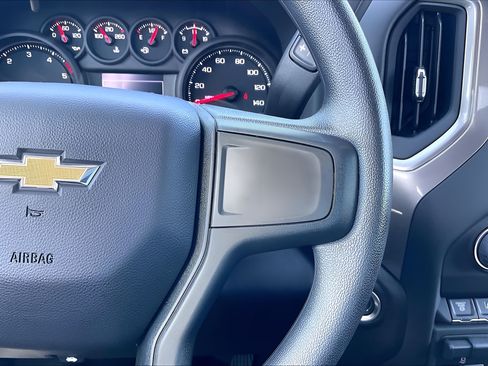 Used 2025 Chevrolet Silverado 2500 Custom w/ Custom Value Package AWD/4WD image 11