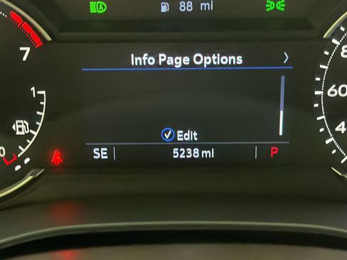 Used 2025 Cadillac XT5 Luxury w/ LPO, Floor Liner Package FWD image 20
