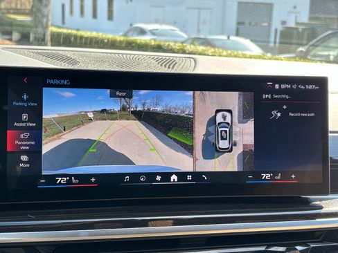 Certified 2025 BMW X5 M60i image 23