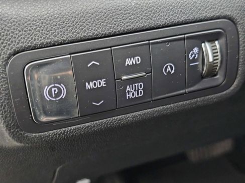 Used 2025 GMC Terrain Elevation AWD/4WD image 28