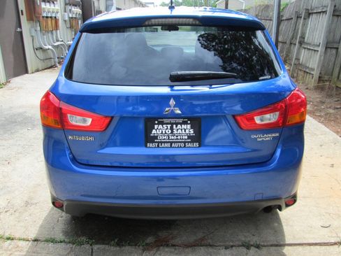 Used 2015 Mitsubishi Outlander Sport ES AWD/4WD image 16