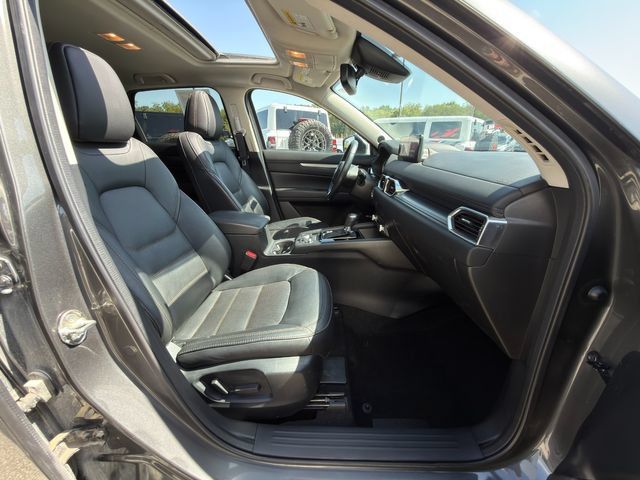Used 2021 MAZDA CX-5 Touring w/ Touring Preferred SV Package AWD/4WD image 9