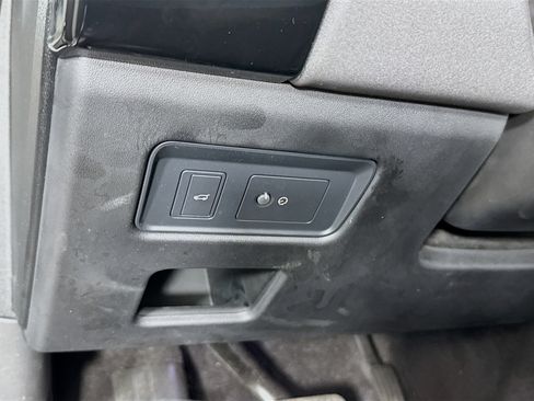 Used 2020 Land Rover Discovery HSE AWD/4WD image 11