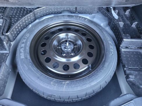 Used 2024 Ford Escape Active image 30