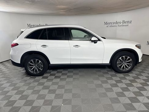 Certified 2024 Mercedes-Benz GLC 300 image 8