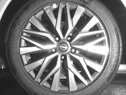 Used 2025 Nissan Altima 2.5 SV image 14