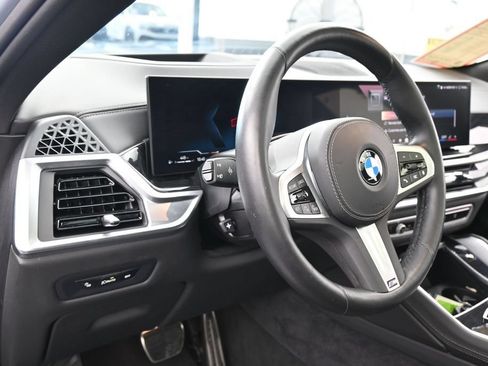 Used 2026 BMW X6 xDrive40i AWD/4WD image 16