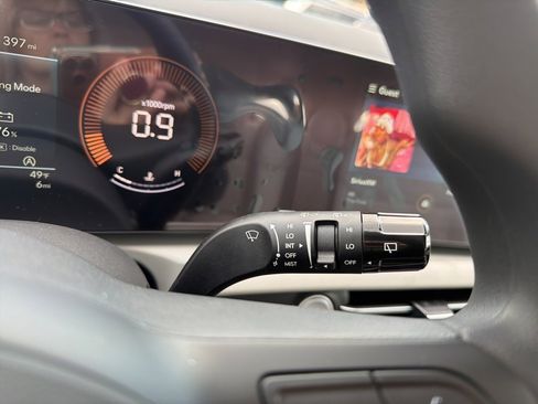 New 2026 Hyundai Tucson SE image 32