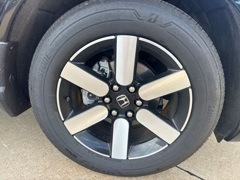 Used 2025 Honda Prologue Touring image 11